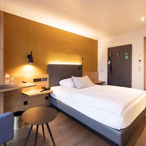 Classic Single Room